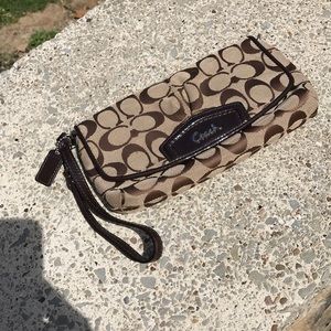 New Coach Wristlet